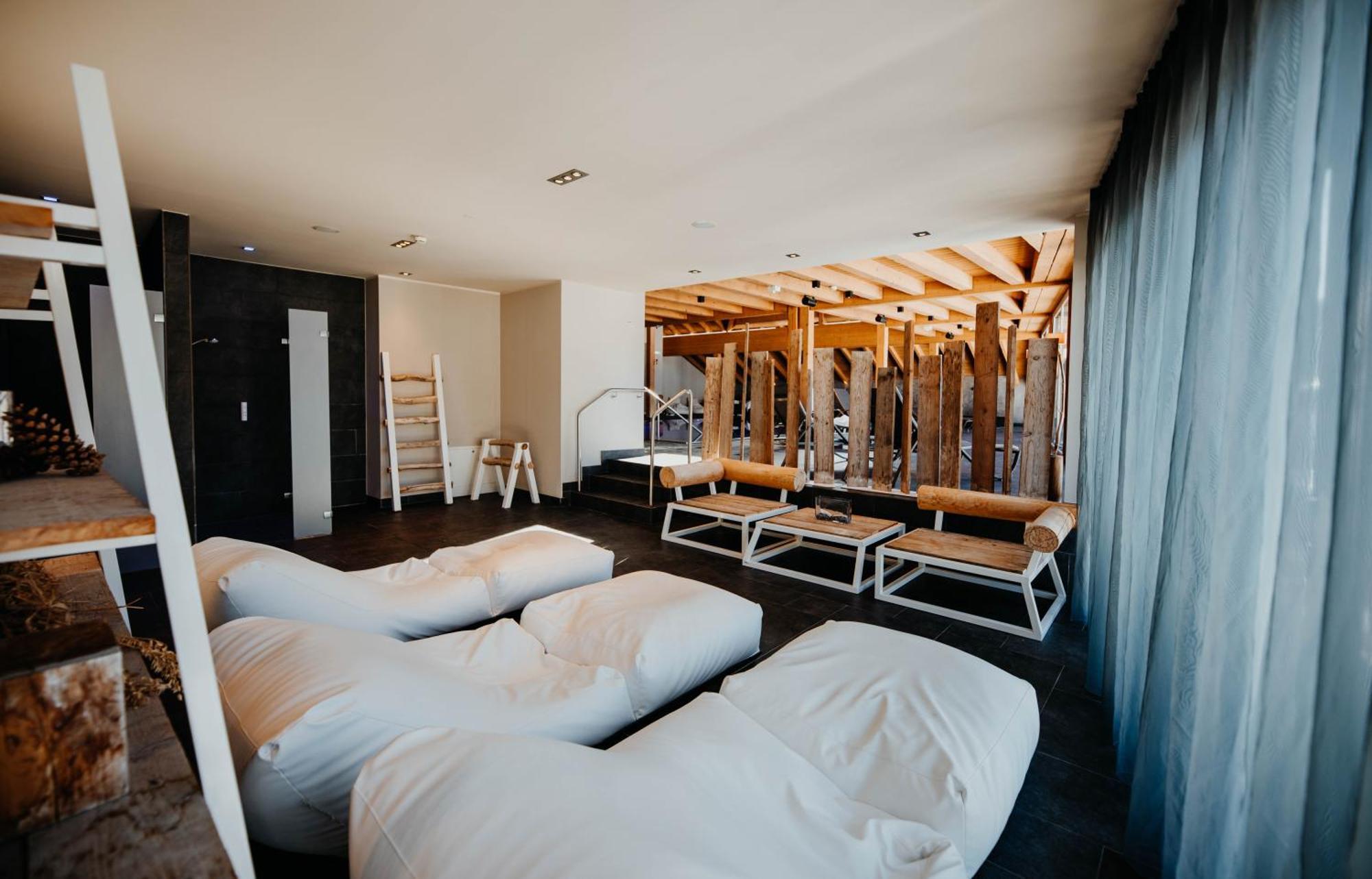 Post Seefeld - Wellnesshotel Tirol Seefeld in Tirol Exteriör bild