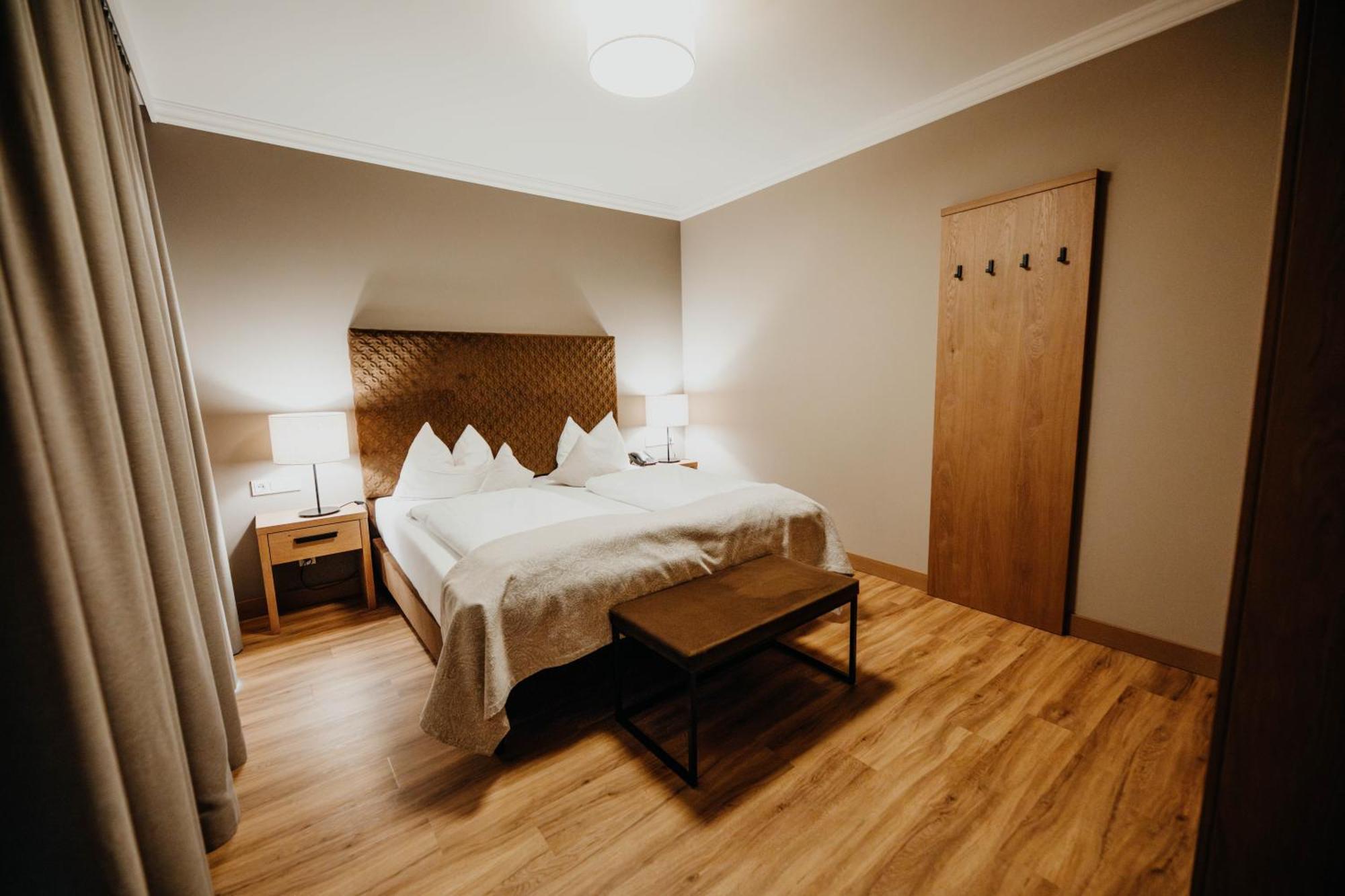 Post Seefeld - Wellnesshotel Tirol Seefeld in Tirol Rum bild